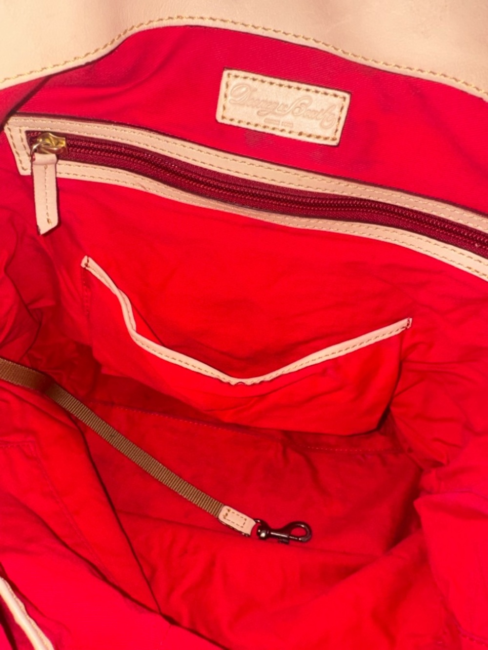Dooney & Bourke Belvedere Logo Lock Shoulder Hobo Bag Minimalist Cream Leather - Picture 7 of 9